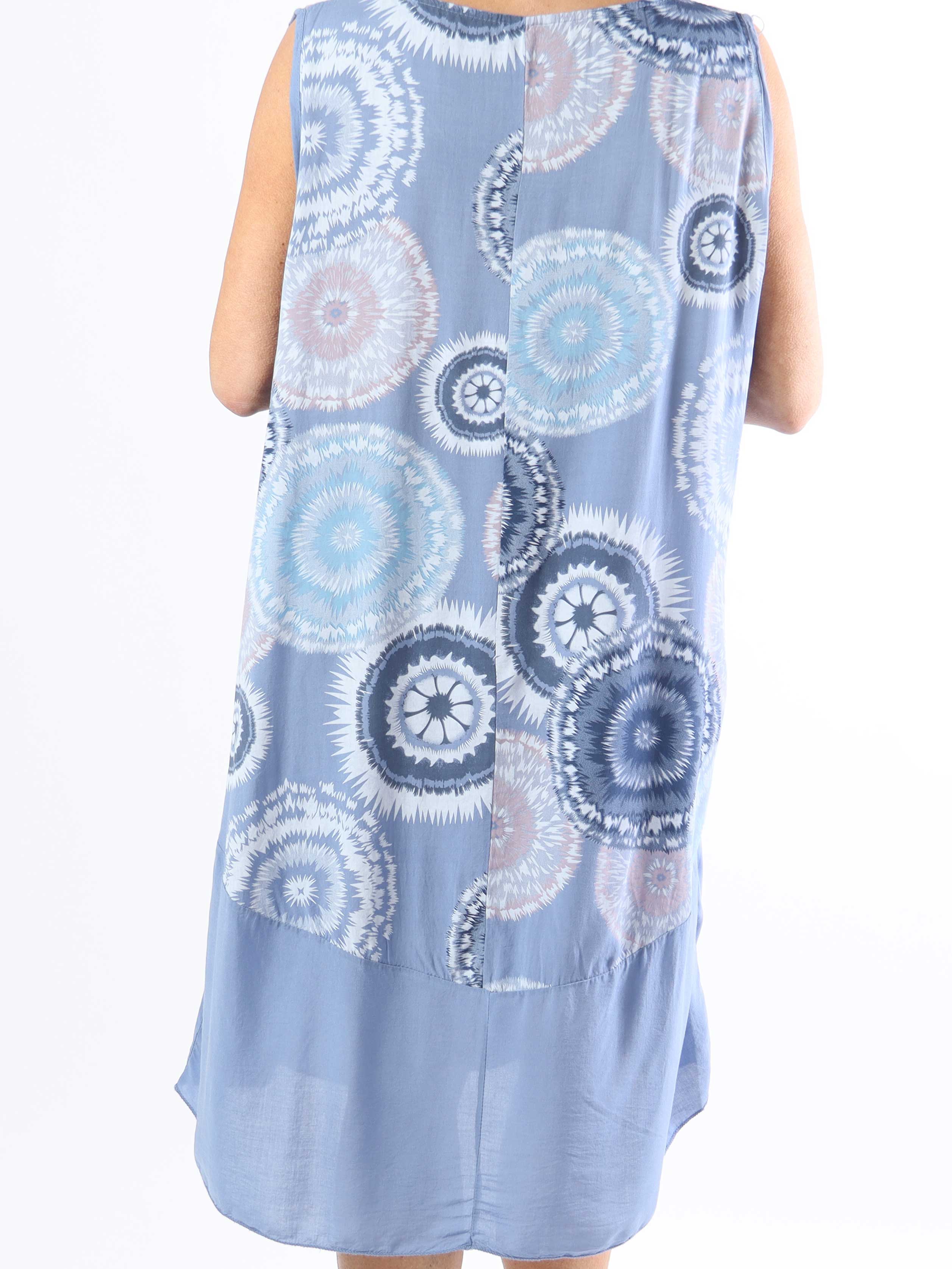 Valerie - Plus size-klänning i lätt viskostyg med breda axelband